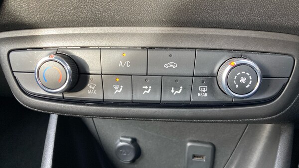 Used Vauxhall Crossland 2022 for sale - 76157057: Photo 40