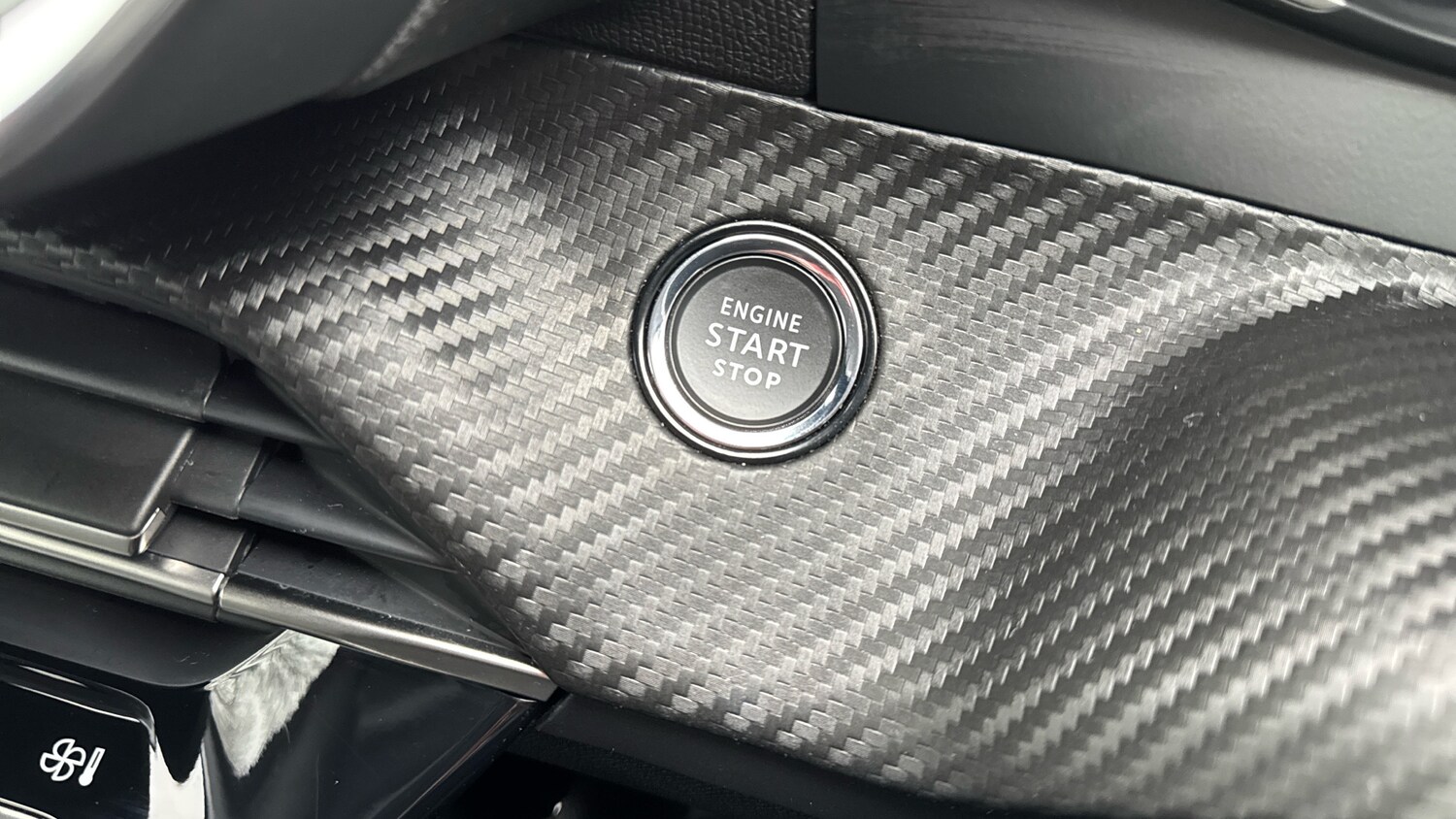 Used Peugeot 208 2025 for sale - 77023913: Photo 25