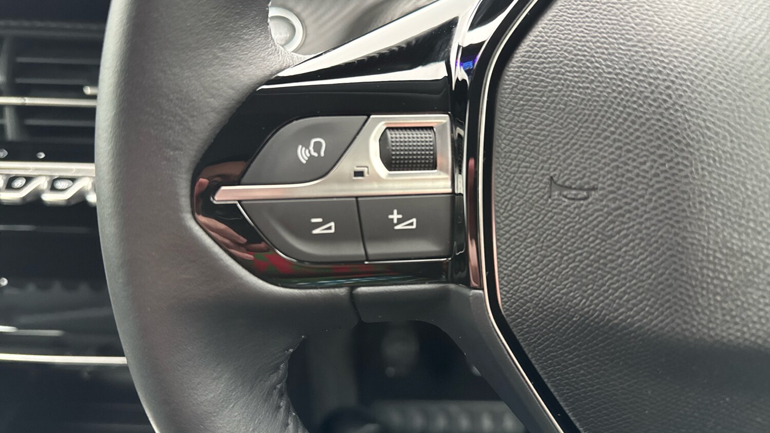 Used Peugeot 208 2025 for sale - 77023913: Photo 26