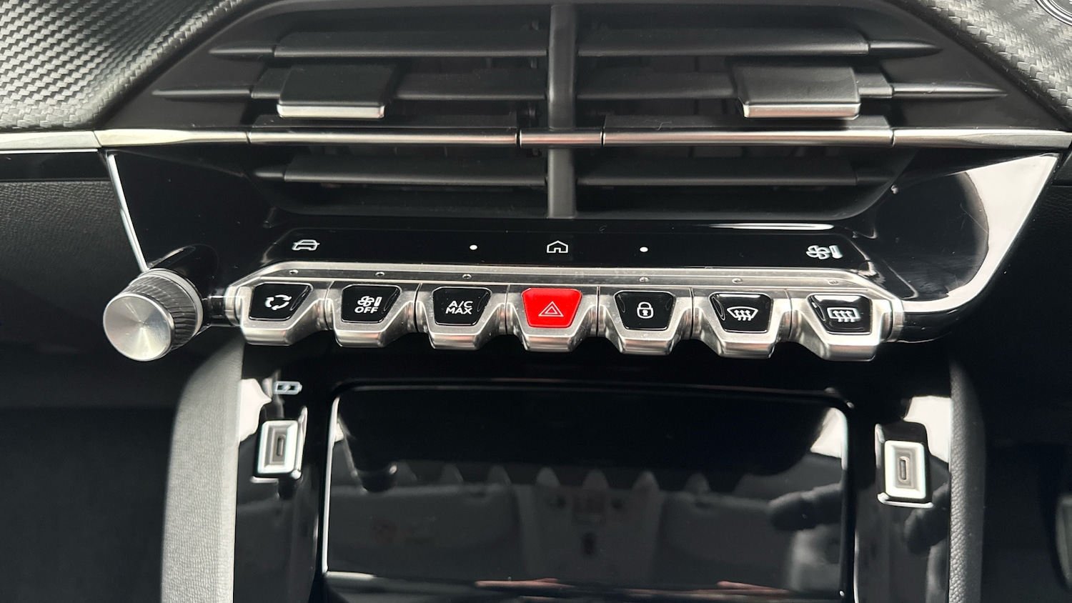 Used Peugeot 208 2025 for sale - 77023913: Photo 32