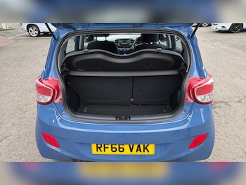 Used Hyundai i10 2016 for sale - 79460083: Photo