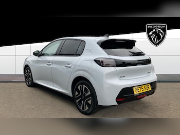 Used Peugeot 208 2025 for sale - 76220661: Photo