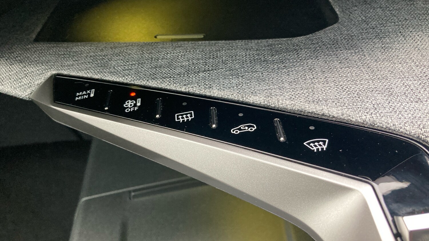 Used Peugeot 3008 2025 for sale - 76508012: Photo 37