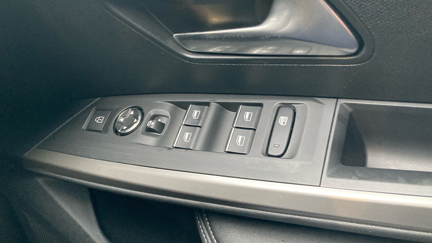 Used Peugeot 3008 2025 for sale - 76508012: Photo 40