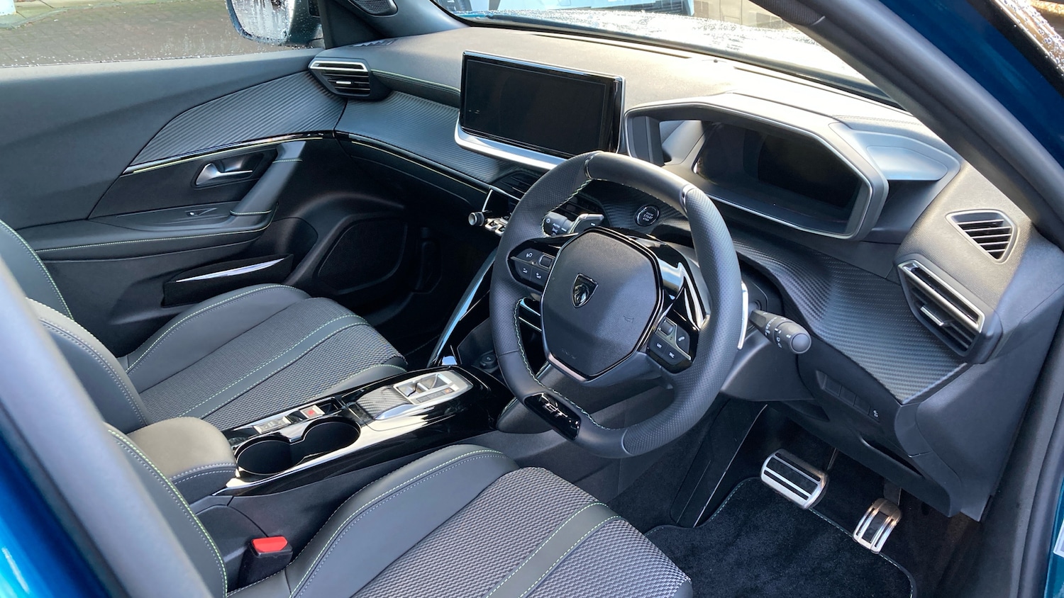 Used Peugeot 2008 2025 for sale - 76684009: Photo 11