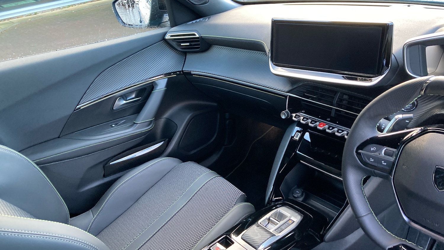 Used Peugeot 2008 2025 for sale - 76684009: Photo 14