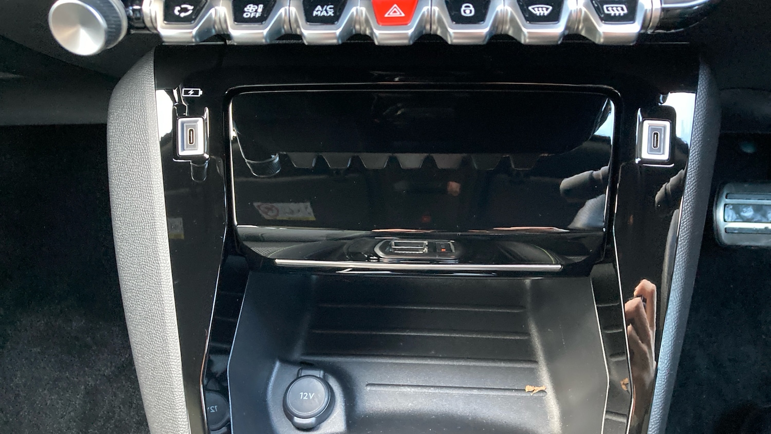 Used Peugeot 2008 2025 for sale - 76684009: Photo 32