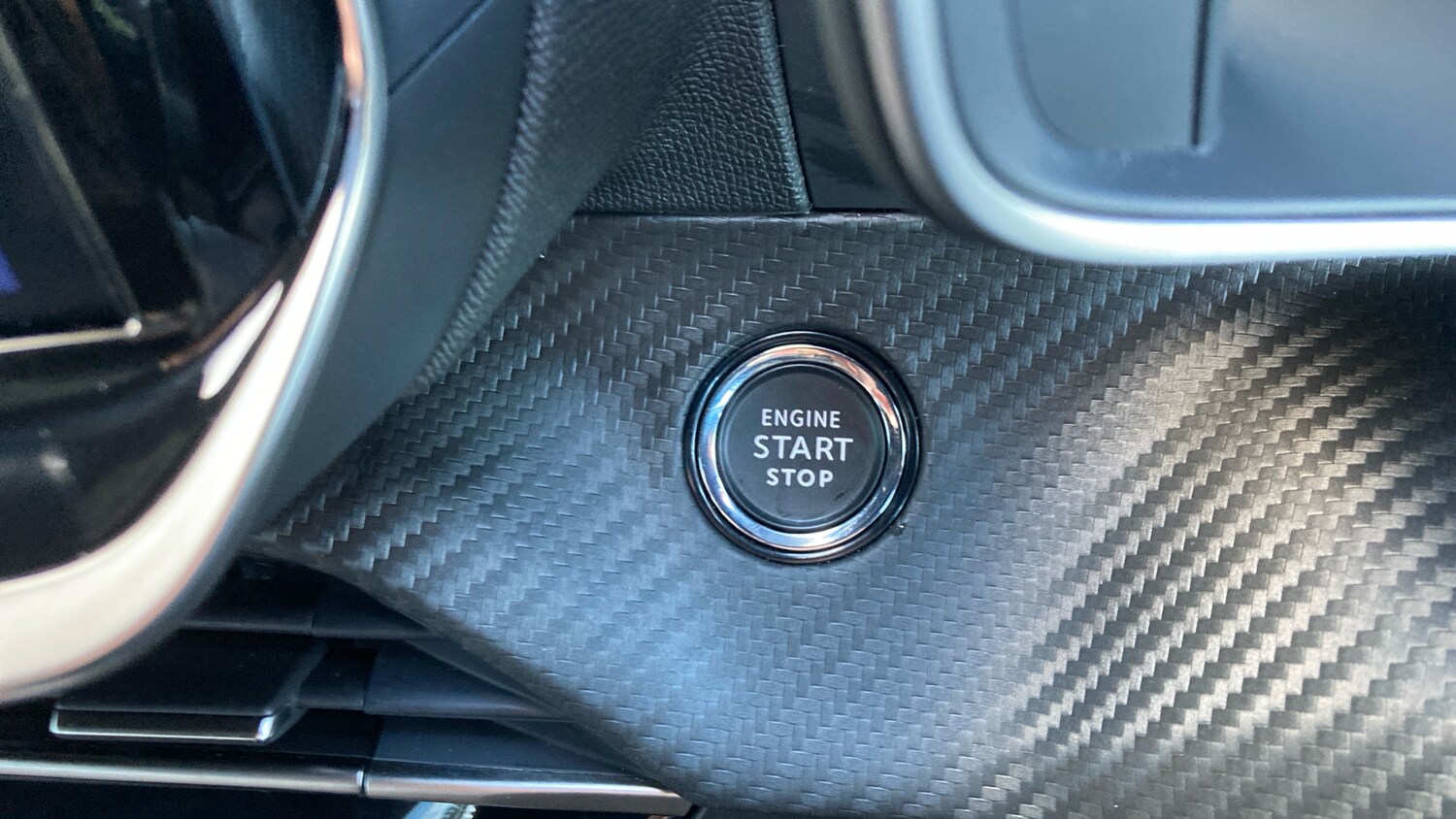 Used Peugeot 2008 2025 for sale - 76684009: Photo 39