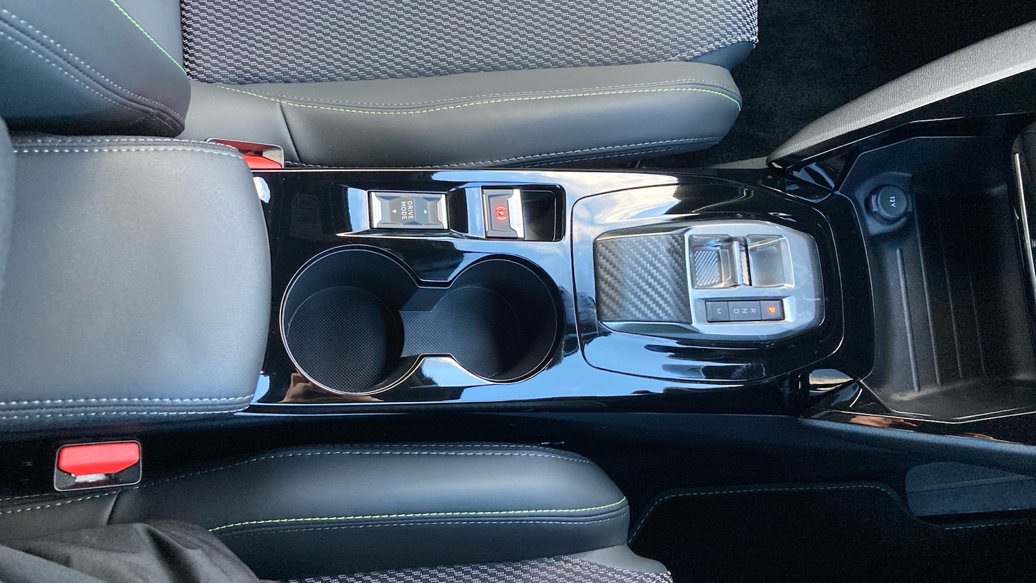 Used Peugeot 2008 2025 for sale - 76684009: Photo 44