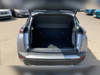 Used Peugeot 2008 2022 for sale - 78776050: Photo