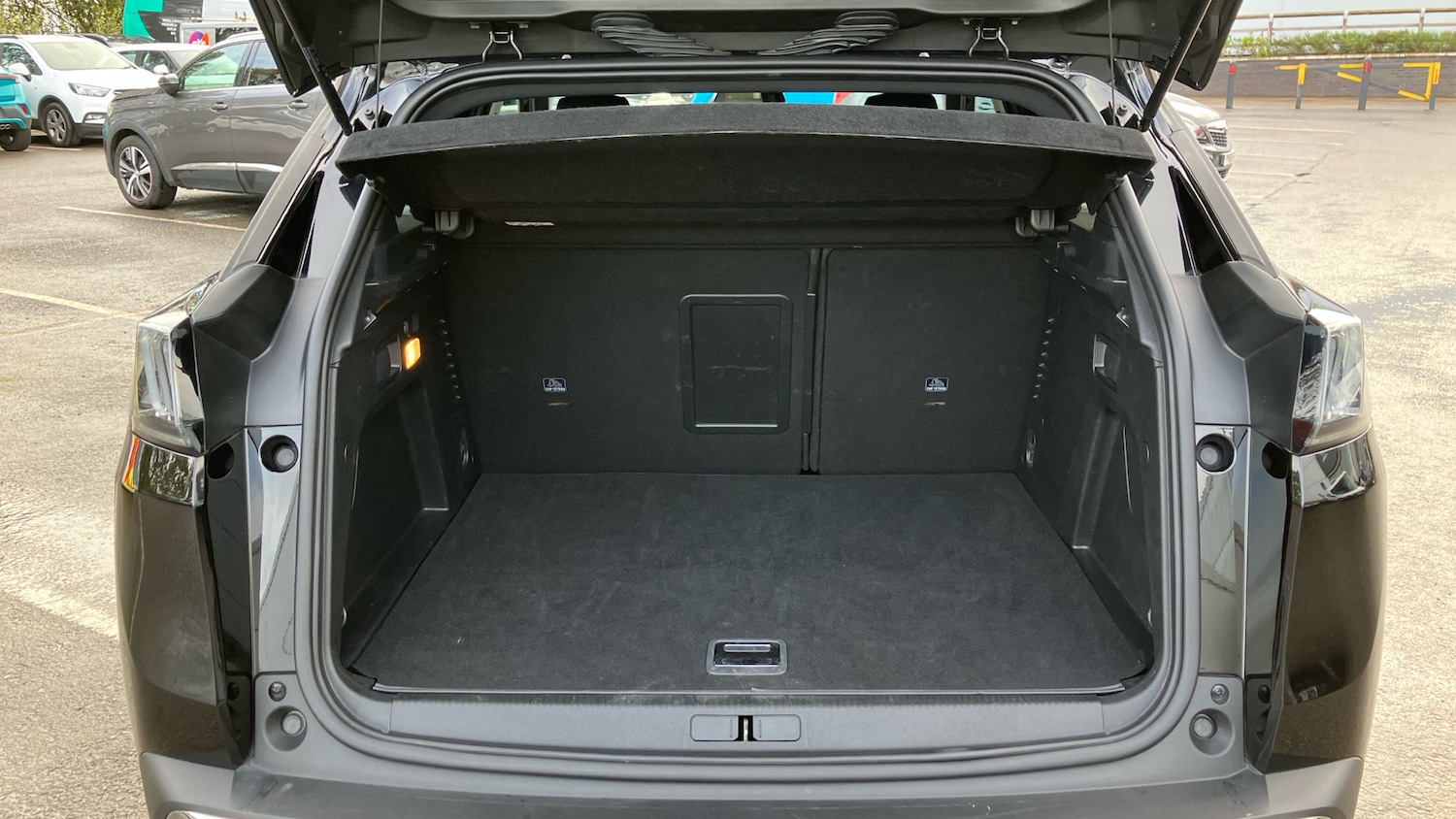 Used Peugeot 3008 2024 for sale - 76287829: Photo 4