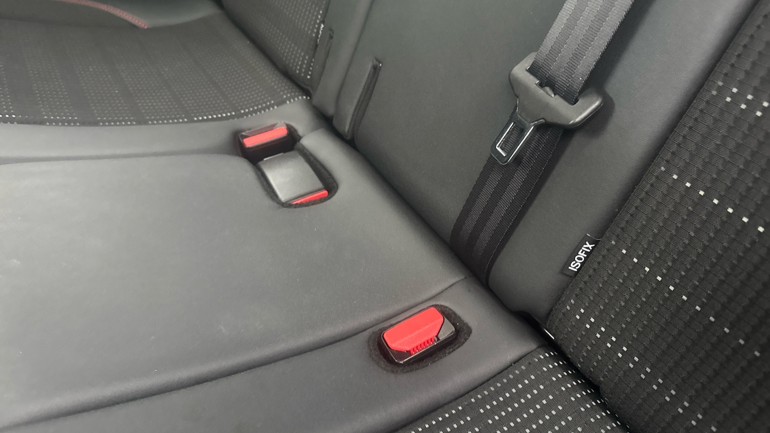 Used Peugeot 2008 2018 for sale - 76719944: Photo 17