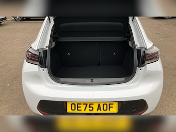 Used Peugeot 208 2025 for sale - 76220663: Photo