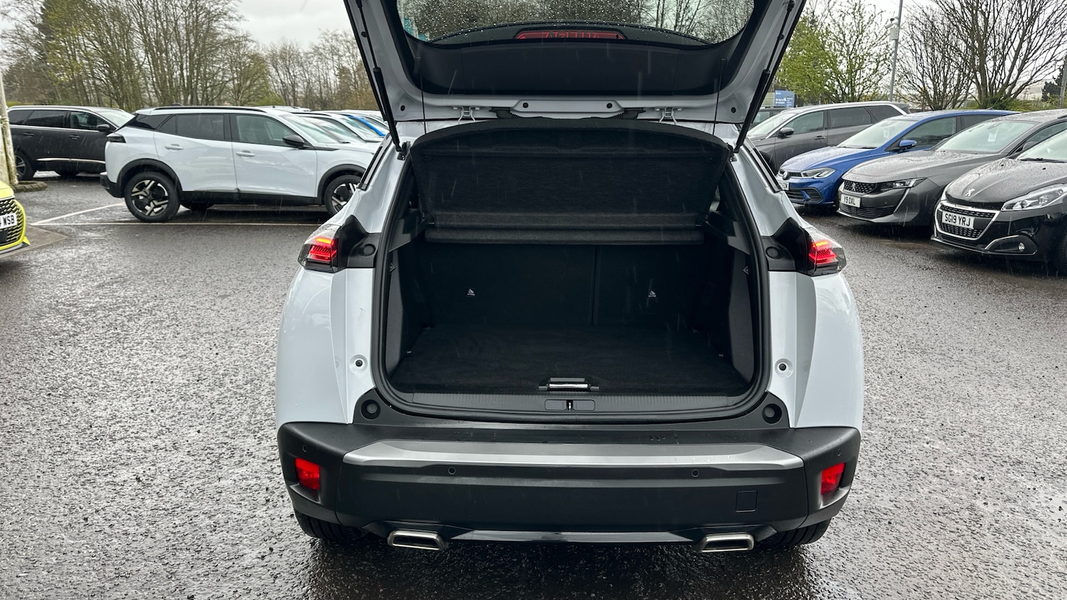 Used Peugeot 2008 2023 for sale - 78190124: Photo 4