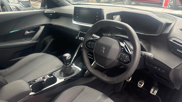 Used Peugeot 2008 2023 for sale - 76157058: Photo 11