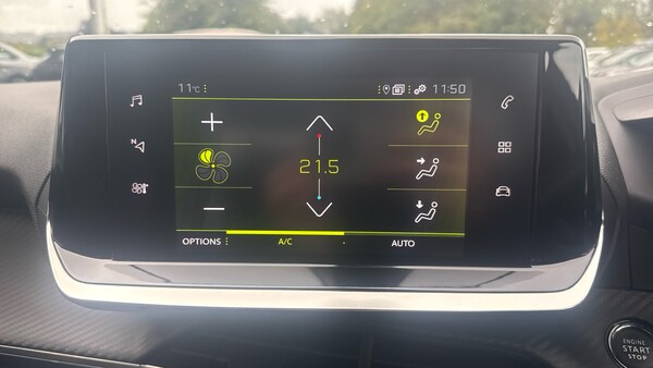 Used Peugeot 2008 2023 for sale - 76157058: Photo 32