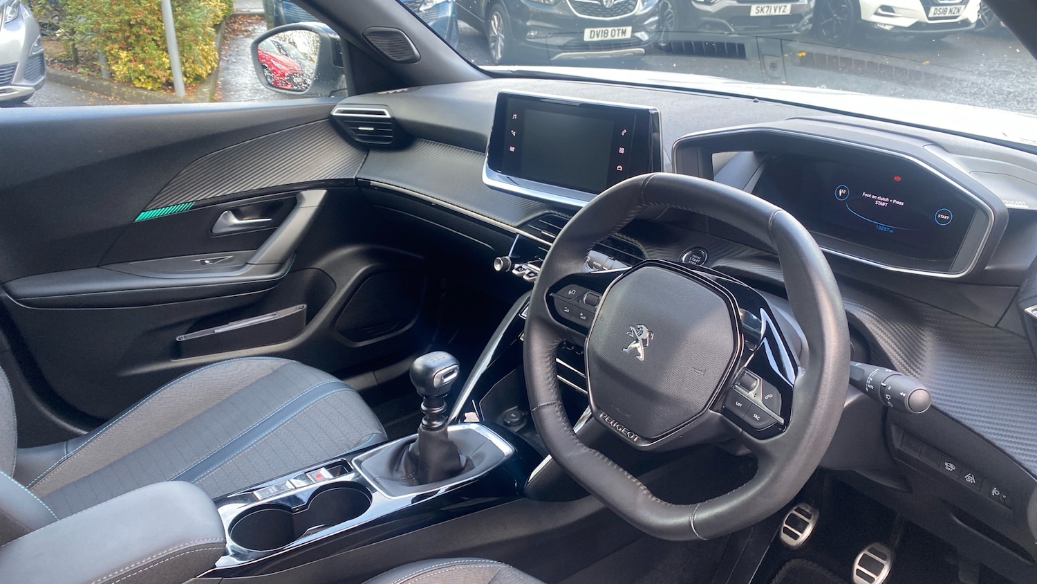 Used Peugeot 2008 2023 for sale - 76493669: Photo 11