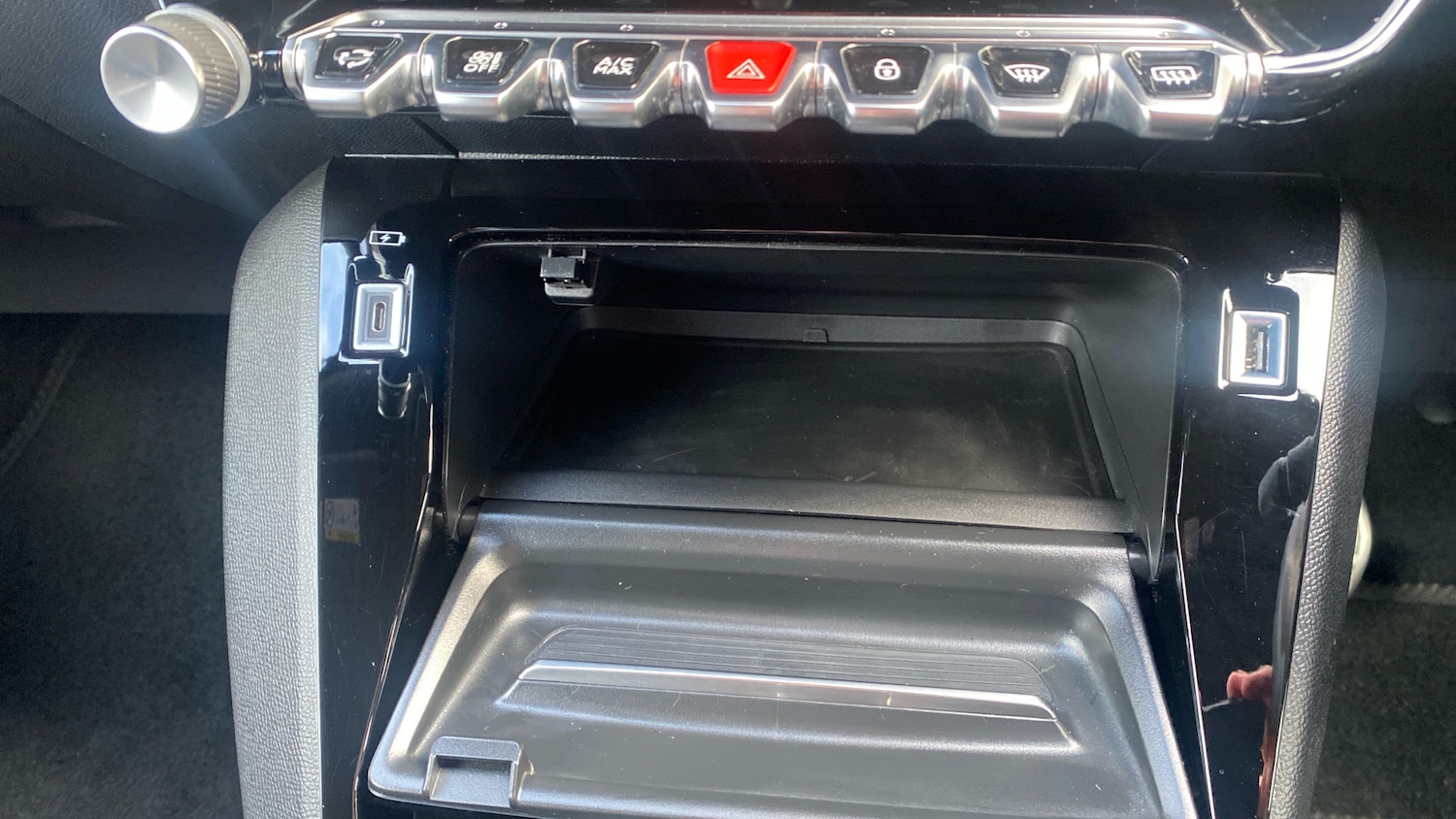 Used Peugeot 2008 2023 for sale - 76493669: Photo 33