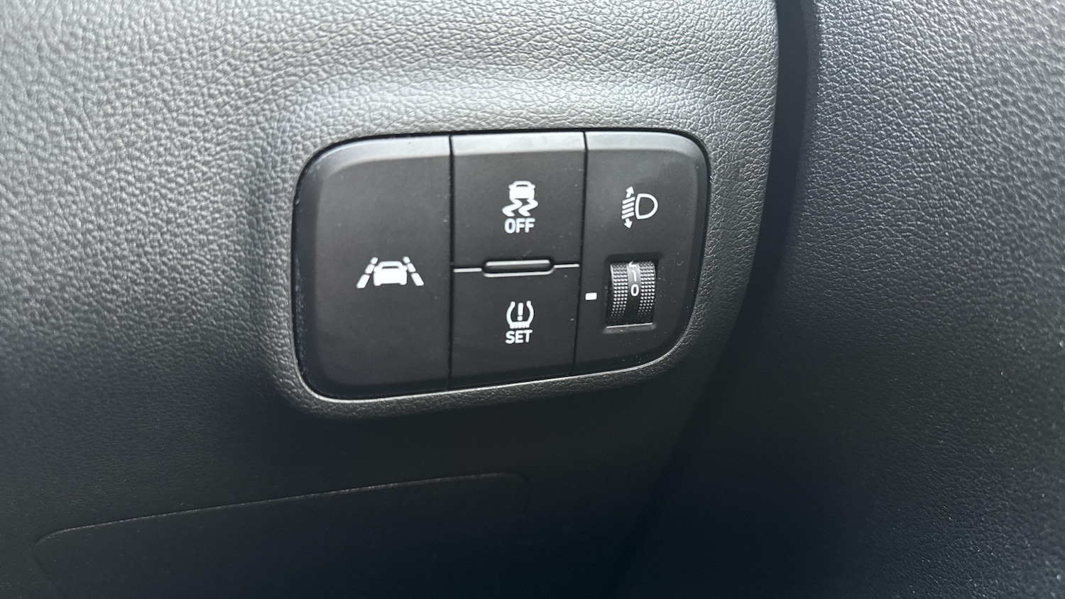 Used Hyundai i10 2023 for sale - 77271284: Photo 23