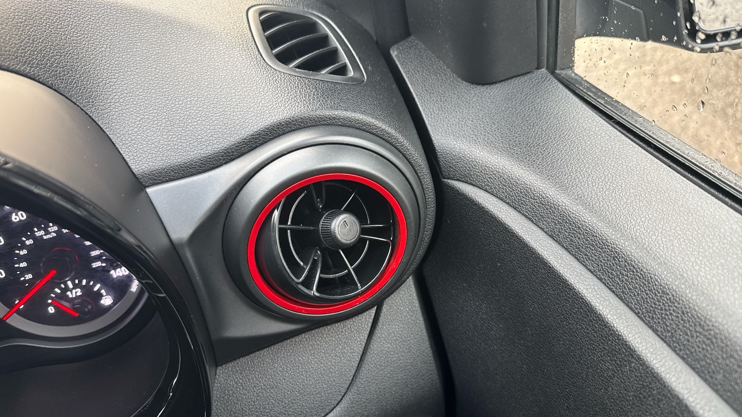 Used Hyundai i10 2023 for sale - 77271284: Photo 24