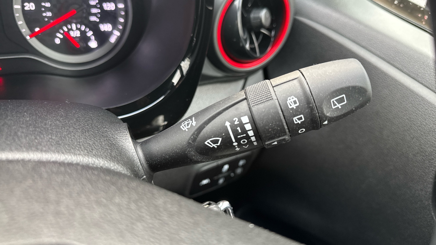 Used Hyundai i10 2023 for sale - 77271284: Photo 25