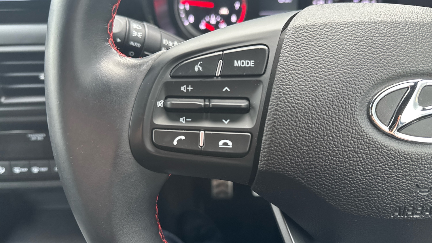 Used Hyundai i10 2023 for sale - 77271284: Photo 27