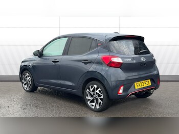 Used Hyundai i10 2023 for sale - 77271284: Photo