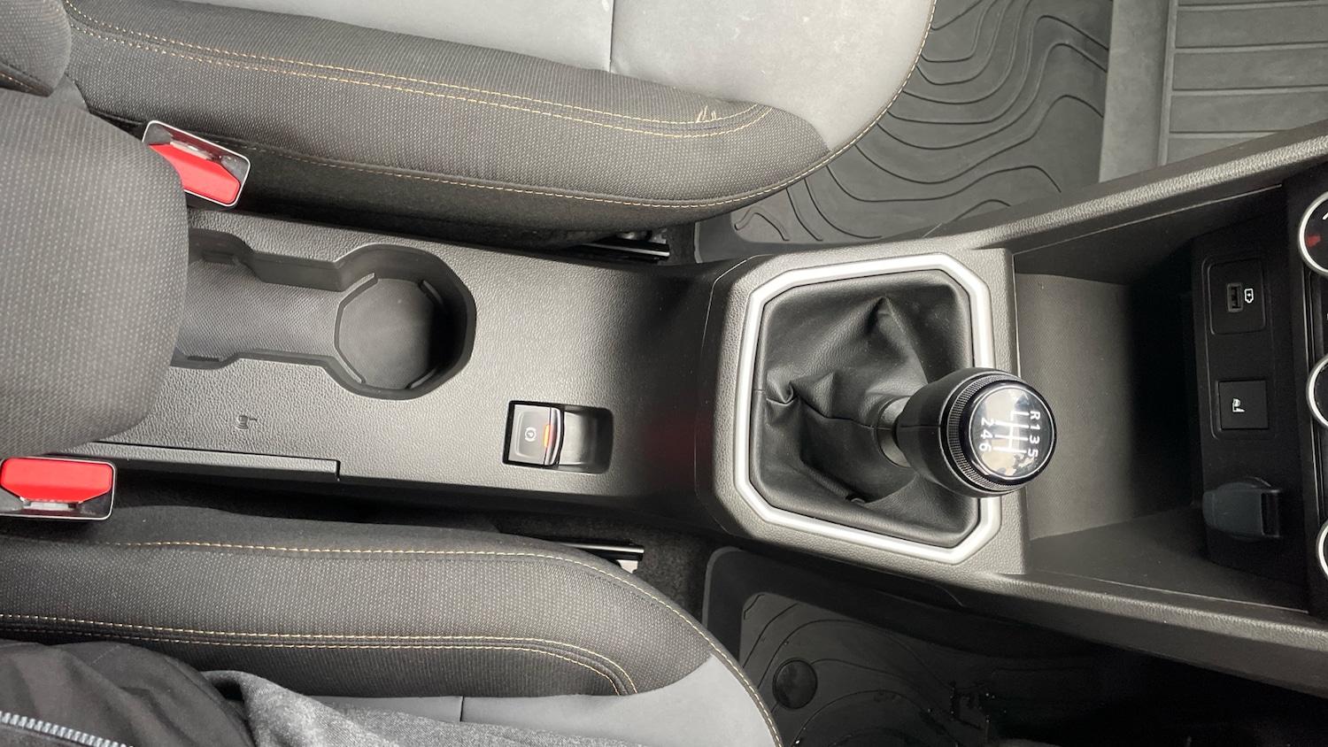 Used Dacia Jogger 2024 for sale - 76766787: Photo 44