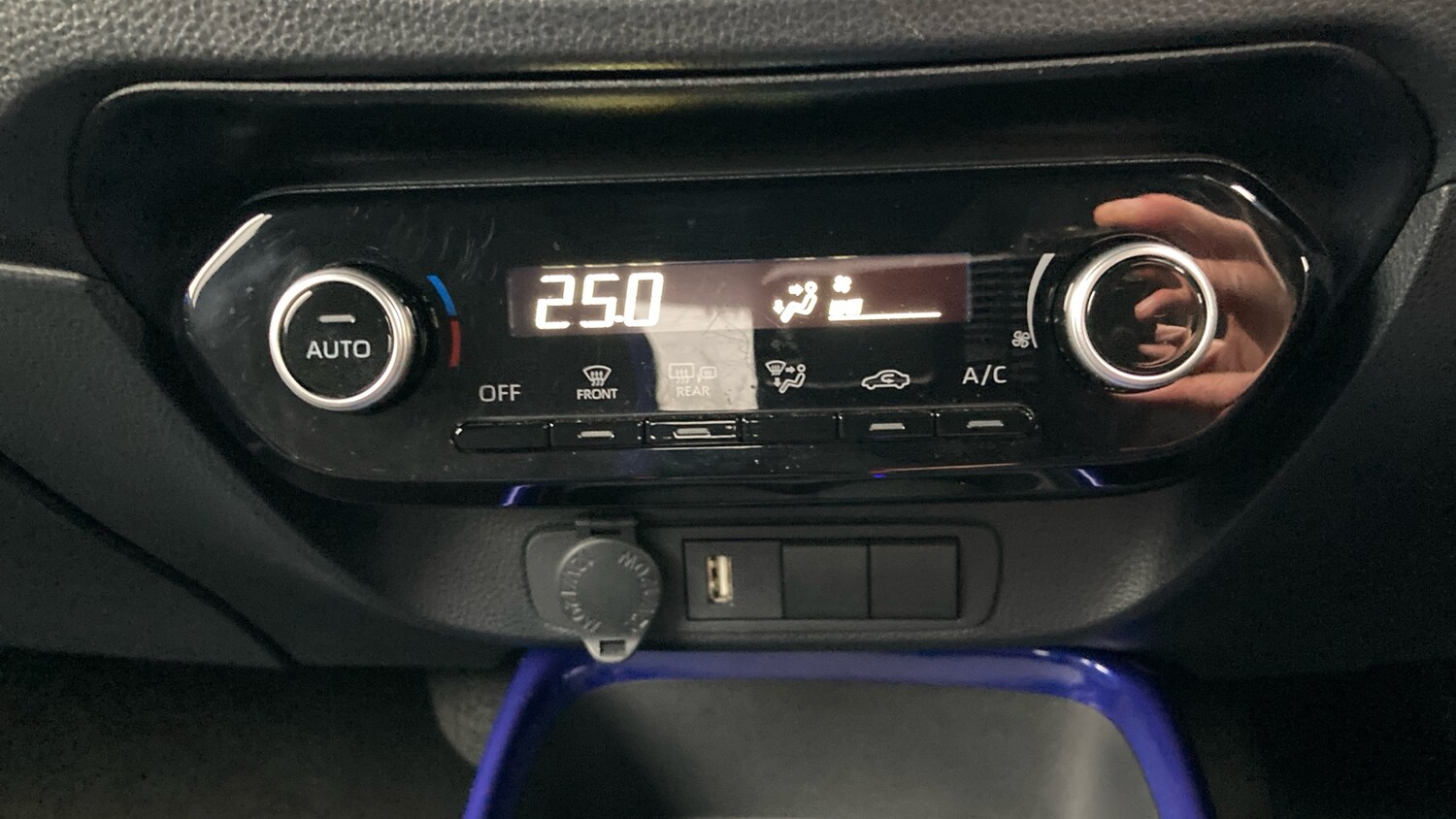 Used Toyota Aygo X 2022 for sale - 77247233: Photo 39