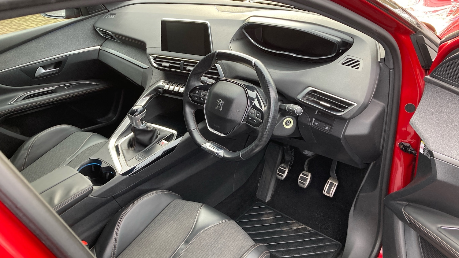 Used Peugeot 3008 2017 for sale - 76694734: Photo 11