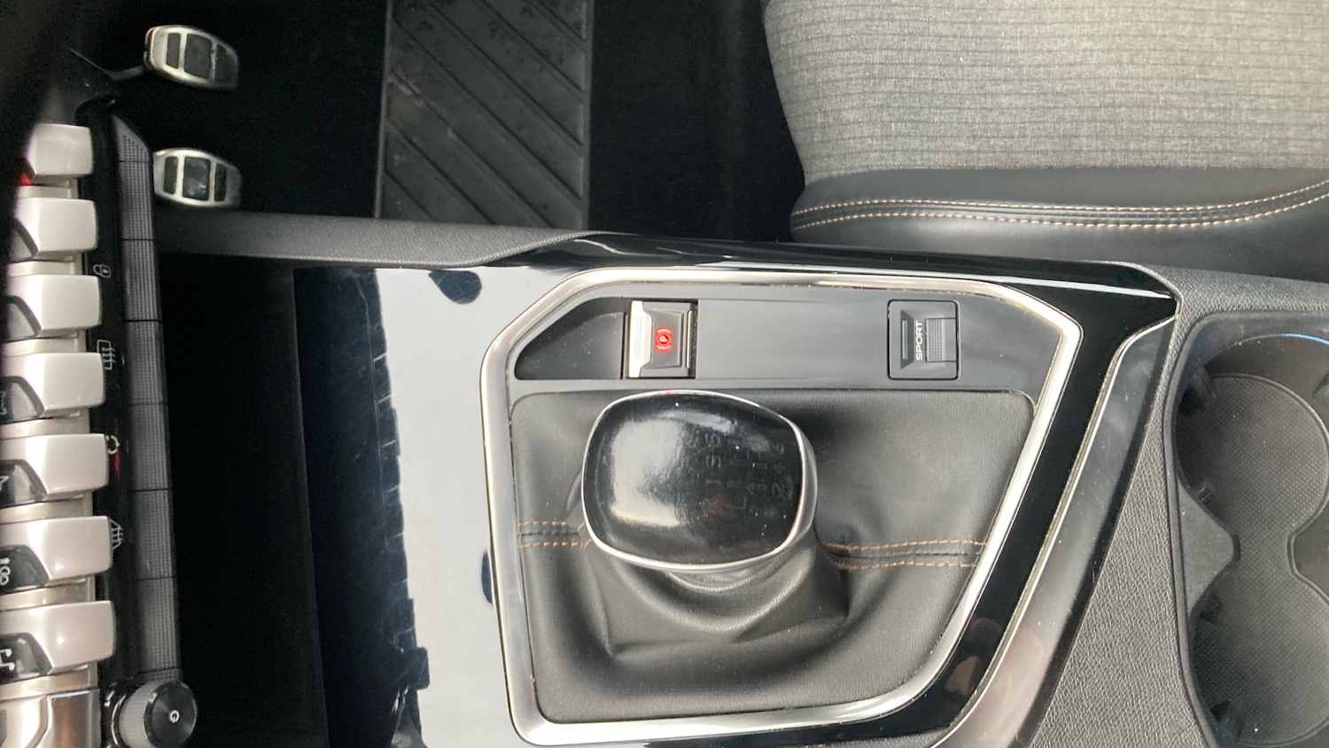 Used Peugeot 3008 2017 for sale - 76694734: Photo 13