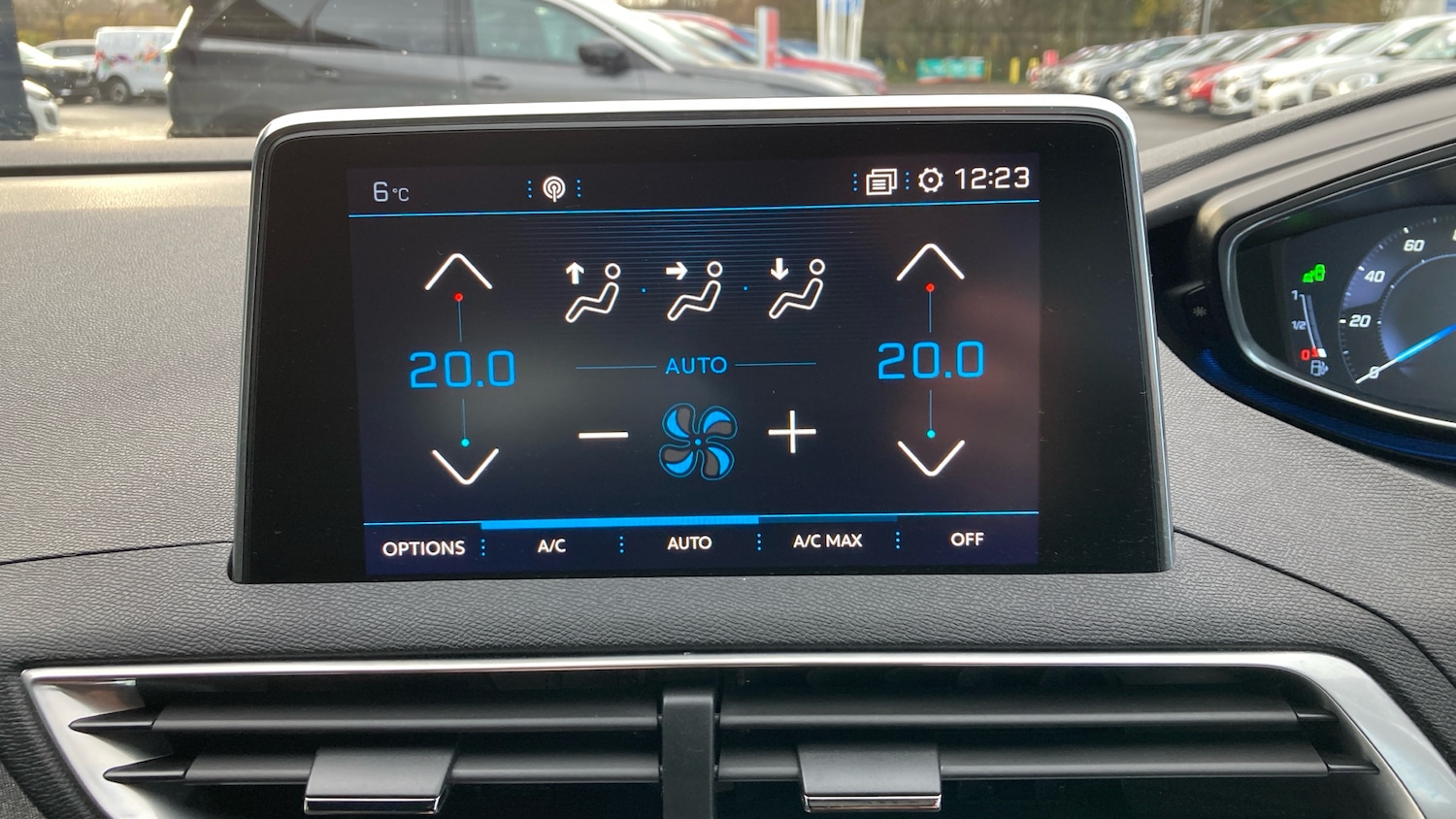 Used Peugeot 3008 2017 for sale - 76694734: Photo 27