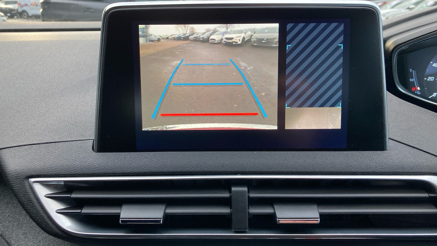 Used Peugeot 3008 2017 for sale - 76694734: Photo 37