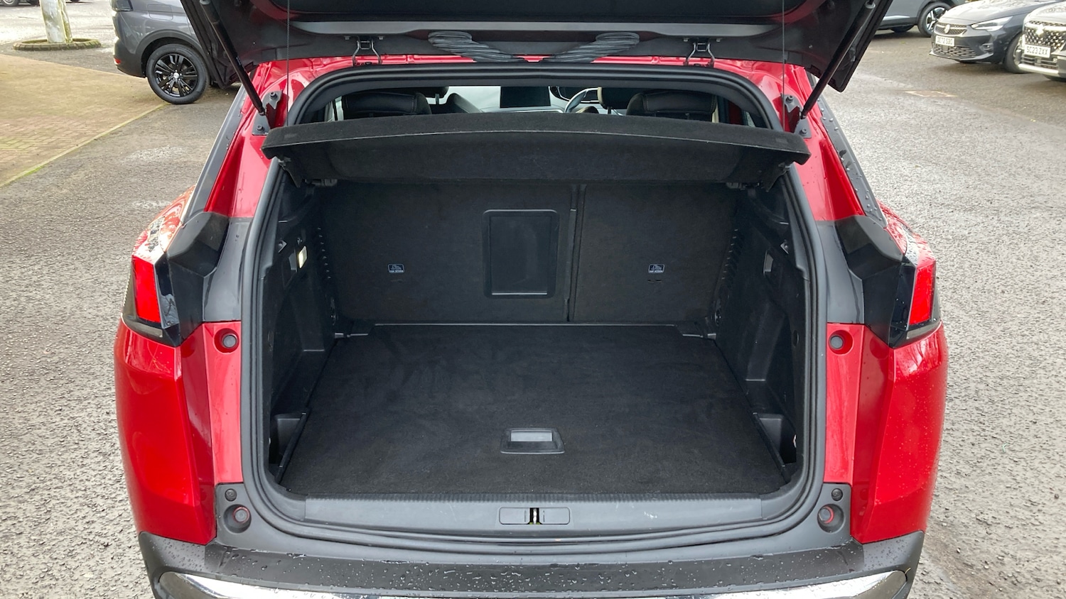 Used Peugeot 3008 2017 for sale - 76694734: Photo 4