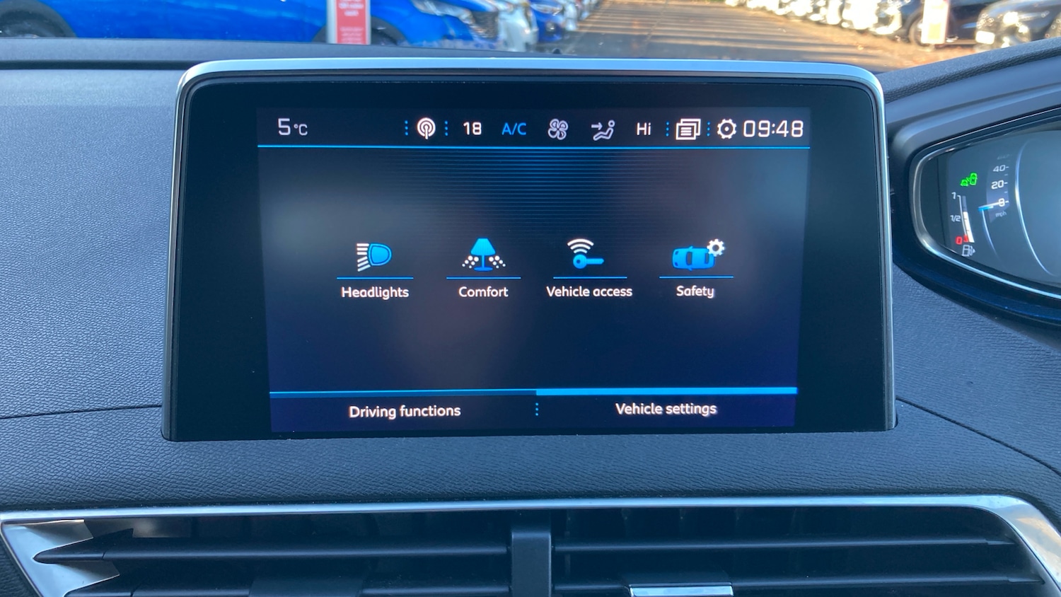 Used Peugeot 3008 2018 for sale - 76393931: Photo 32