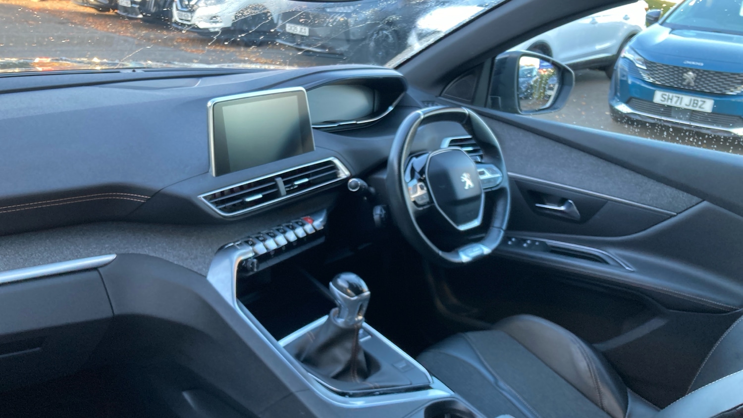 Used Peugeot 3008 2018 for sale - 76393931: Photo 9