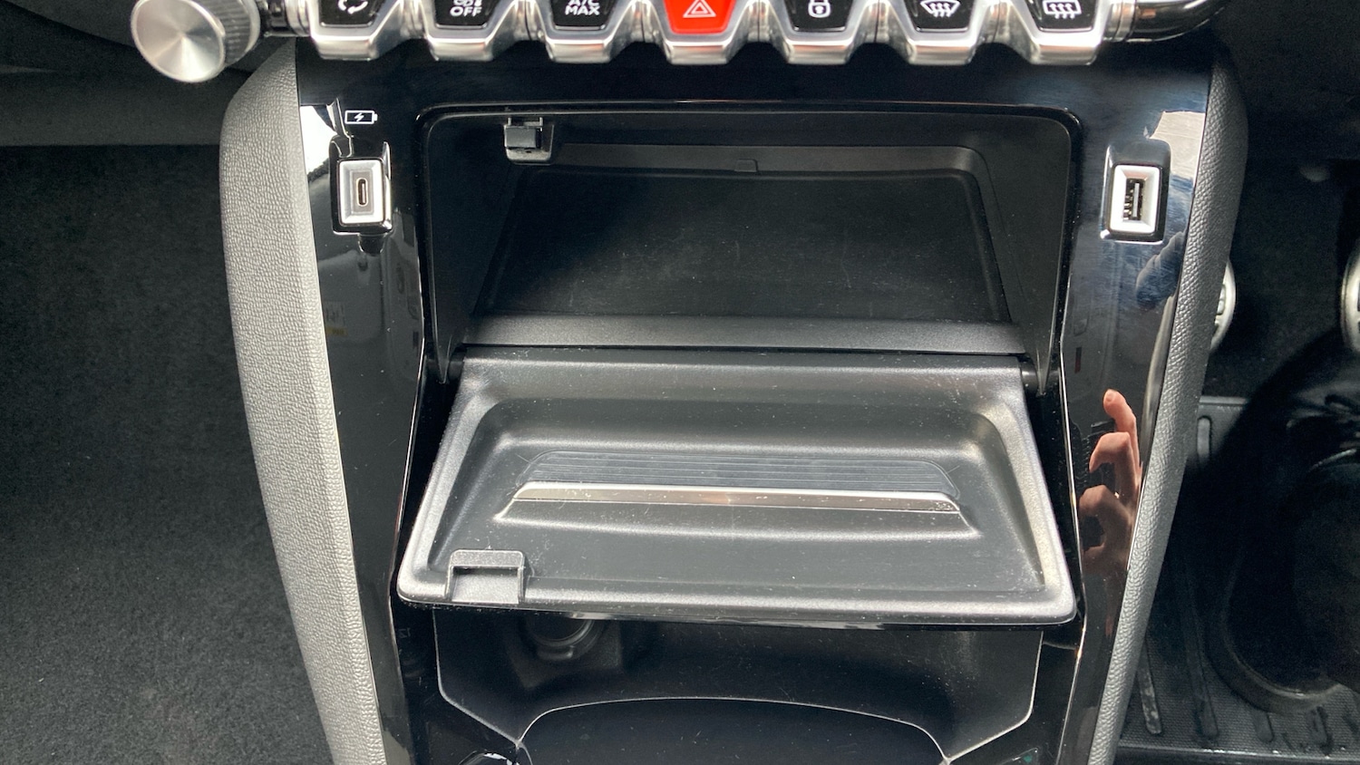 Used Peugeot 2008 2022 for sale - 76461205: Photo 30