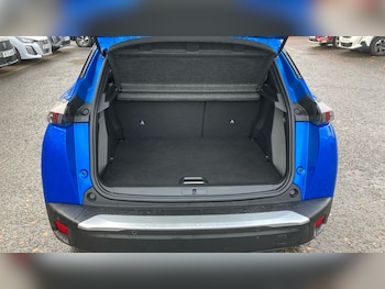 Used Peugeot 2008 2022 for sale - 76461205: Photo