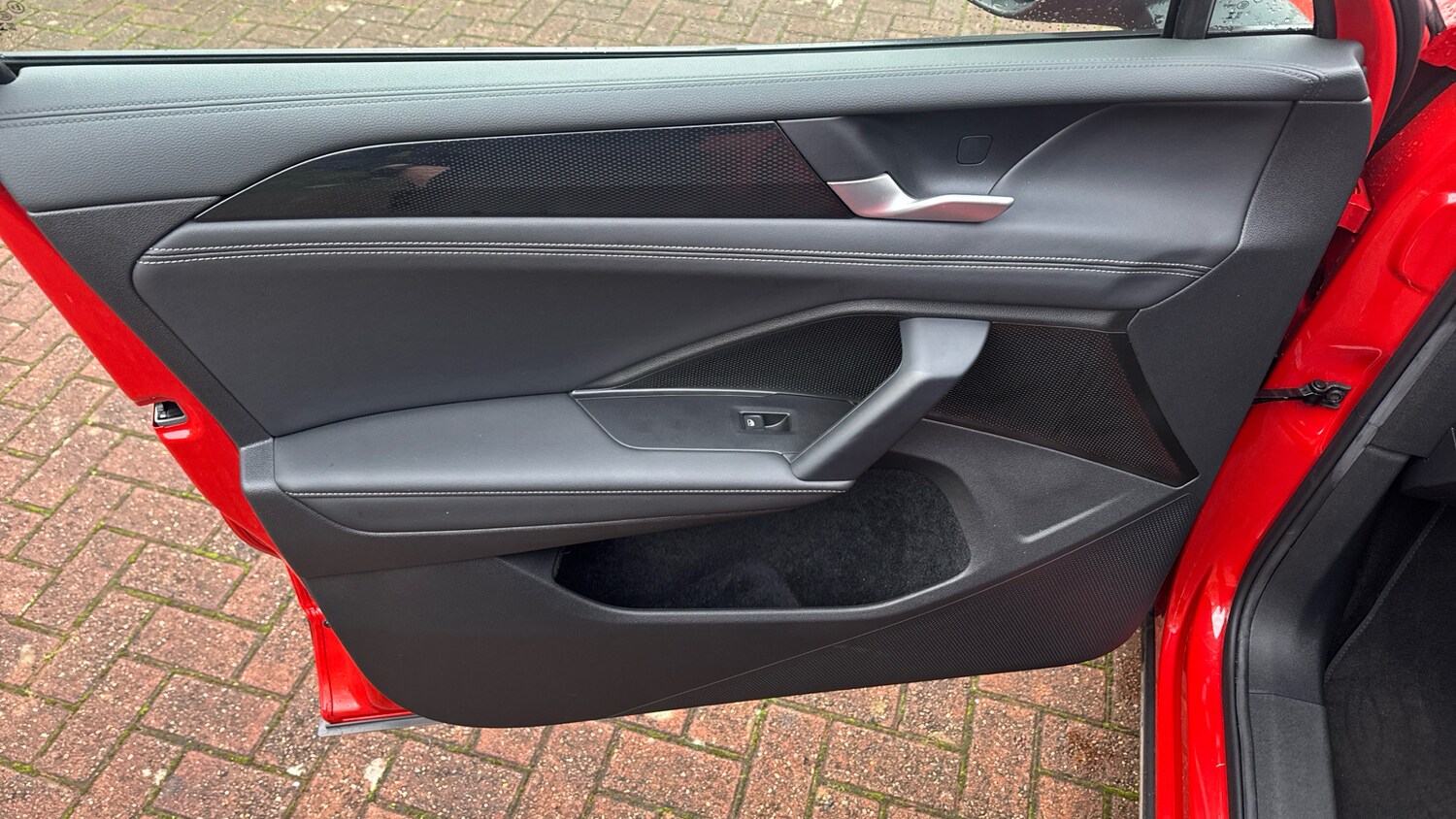 Used Volkswagen Tiguan 2024 for sale - 77742504: Photo 21