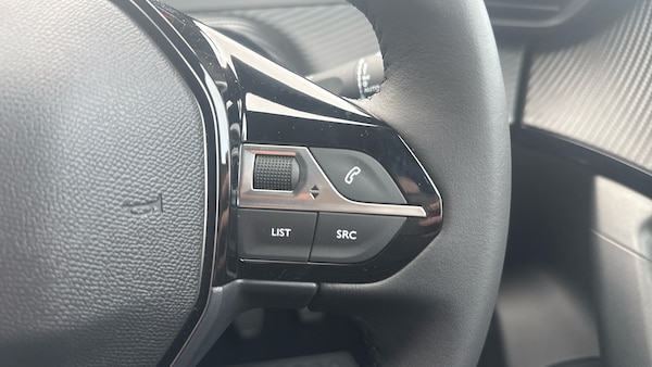 Used Peugeot 2008 2025 for sale - 76222100: Photo 28