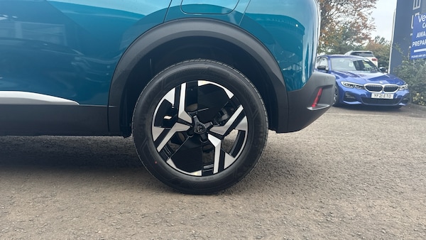 Used Peugeot 2008 2025 for sale - 76222100: Photo 7