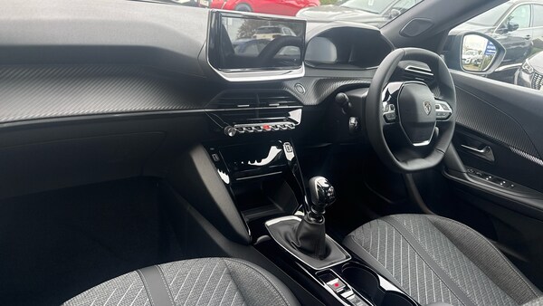 Used Peugeot 2008 2025 for sale - 76222100: Photo 9