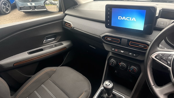 Used Dacia Sandero Stepway 2021 for sale - 76290449: Photo 14