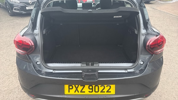 Used Dacia Sandero Stepway 2021 for sale - 76290449: Photo 4