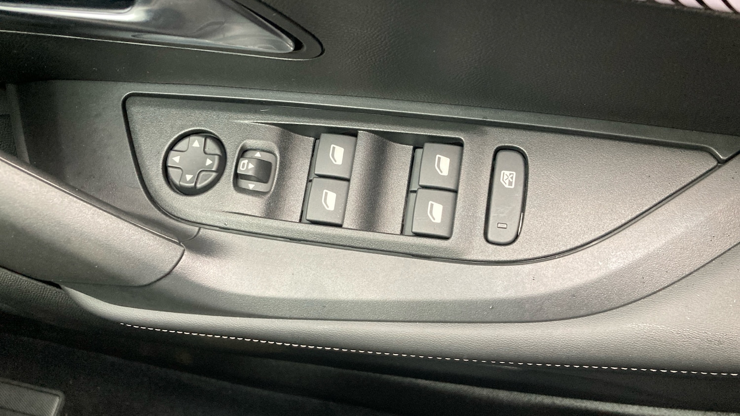 Used Peugeot 2008 2025 for sale - 76222110: Photo 21