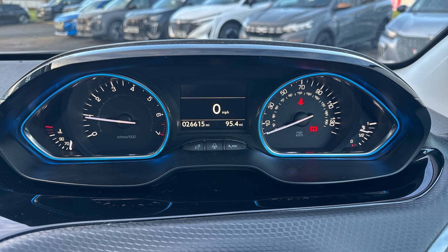 Used Peugeot 2008 2018 for sale - 77172909: Photo 18