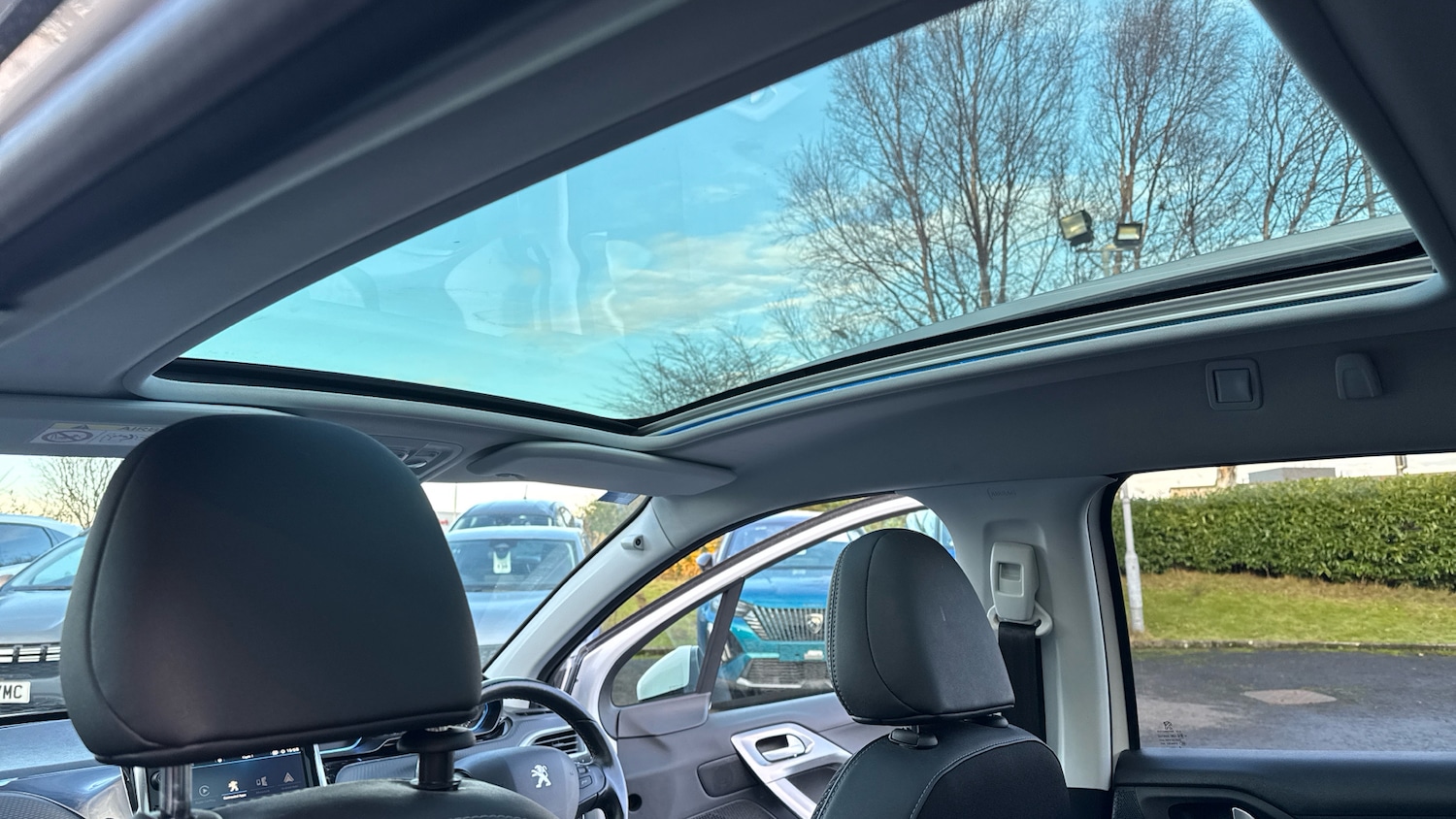 Used Peugeot 2008 2018 for sale - 77172909: Photo 44