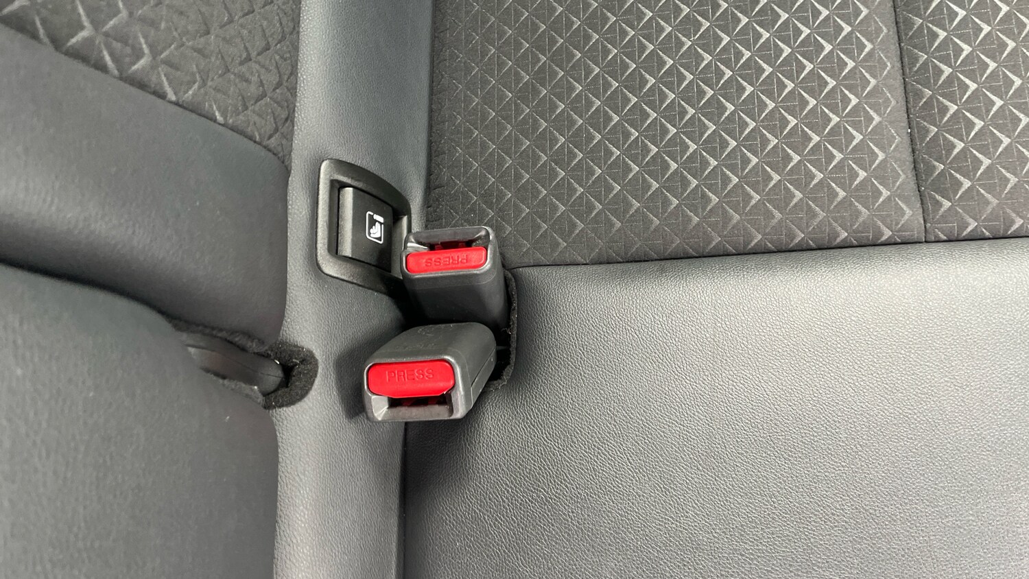 Used Nissan Juke 2023 for sale - 77997427: Photo 17