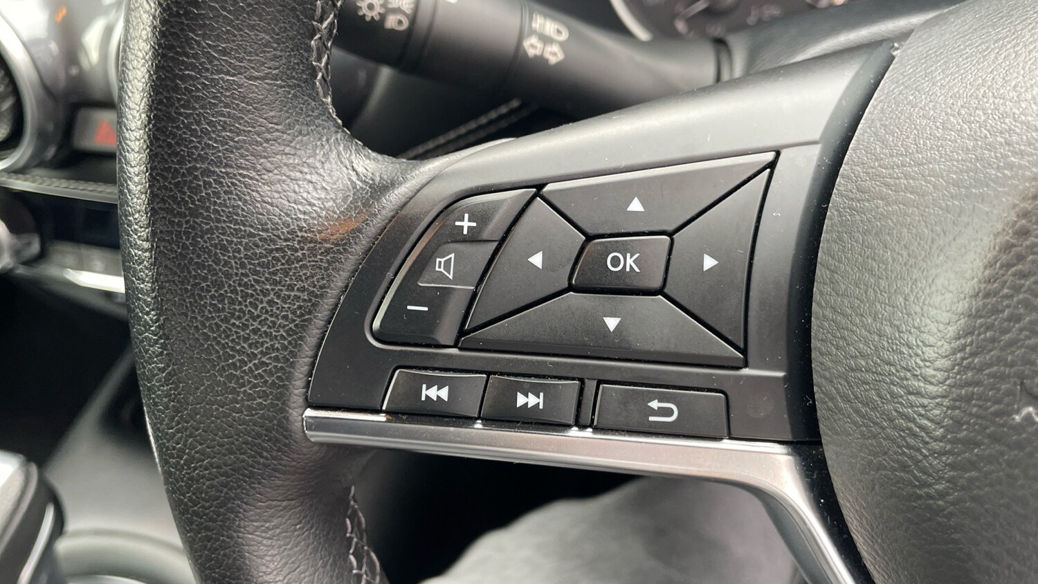 Used Nissan Juke 2023 for sale - 77997427: Photo 26