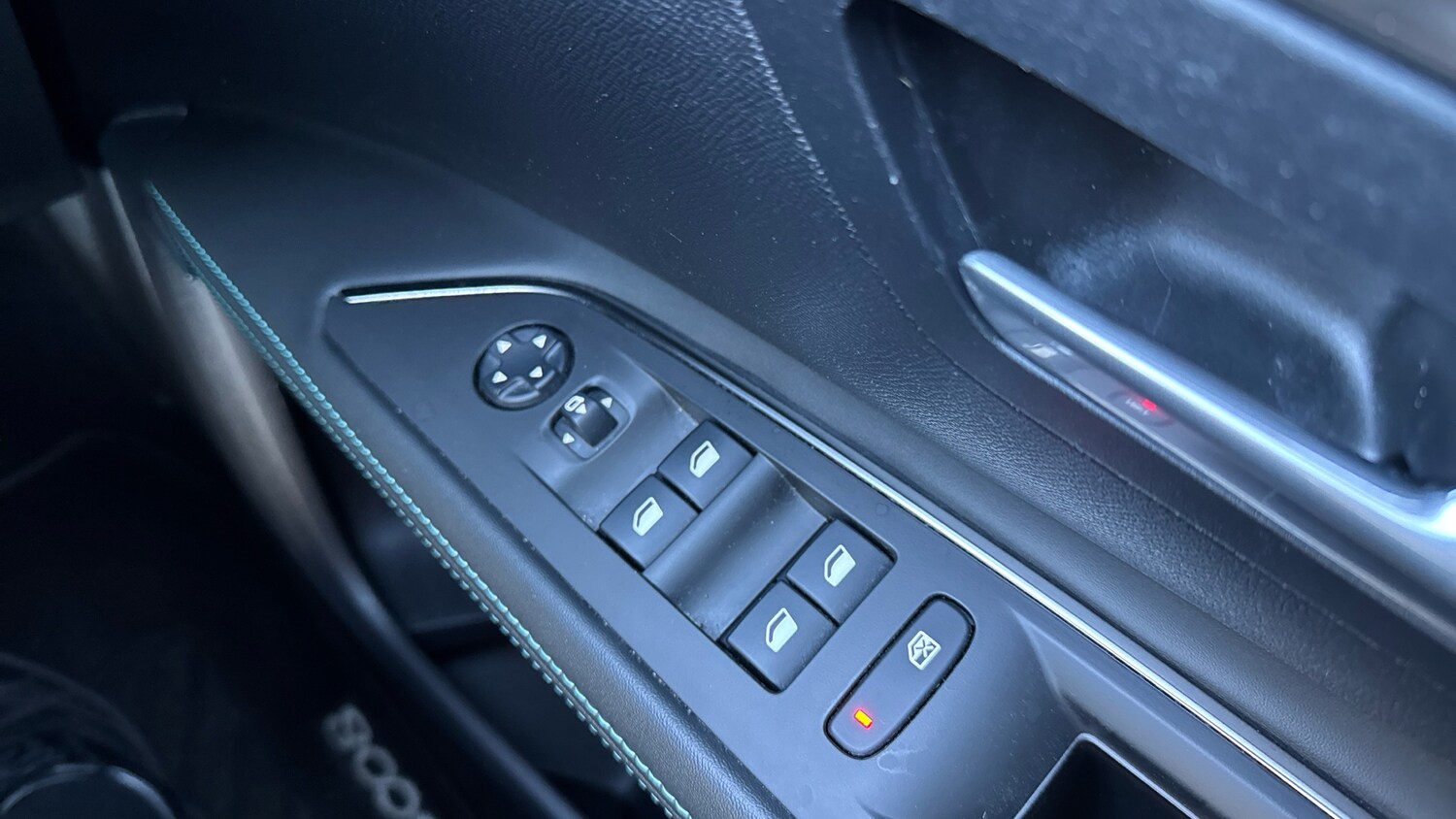 Used Peugeot 3008 2021 for sale - 77591877: Photo 23